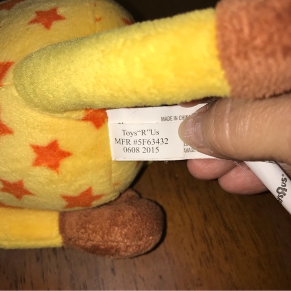 Geoffrey Giraffe 2015 Toys R Us Plush Stuffed Animal Toy 15” Long Neck Gift - Picture 6 of 13